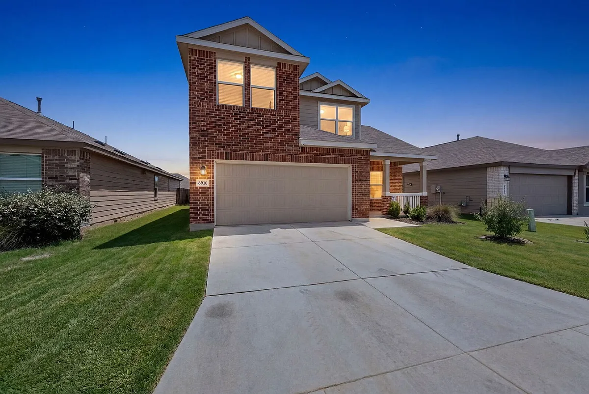 Building Photo - 6910 Arid Way