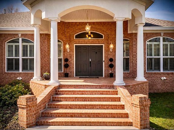 2nd image of 1114 Claycut Cir
