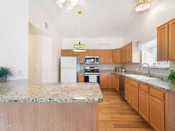 3rd image of 3800 Camino Arroyo --