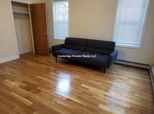 143 Crescent St APT 2F, Waltham, MA 02453