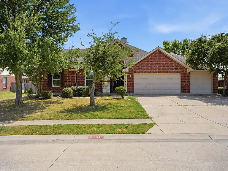 3011 Clear Springs Dr — Photo 1
