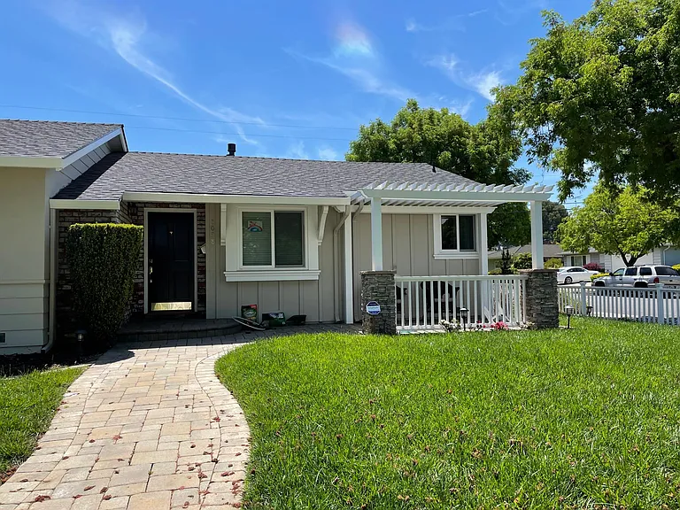 2098 Cirone Way — Photo 2