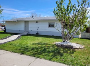1318 N Merriam Ave, Miles City, MT 59301