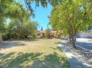 2073 W Los Altos Ave, Fresno, CA