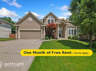 2012 NE Eastwood Ct, Blue Springs, MO 64014