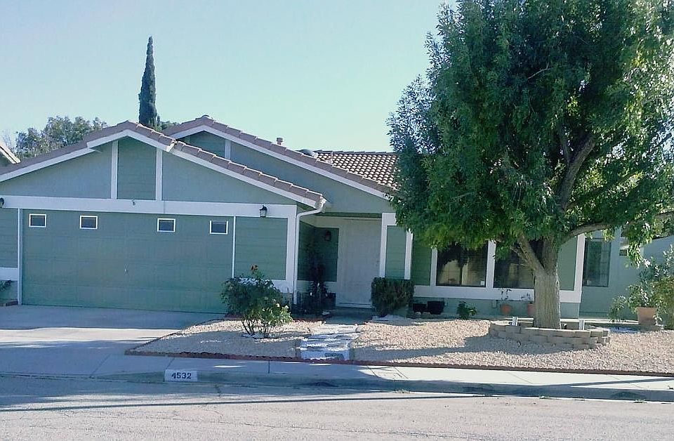 1st image of 4532 Elwood Ave