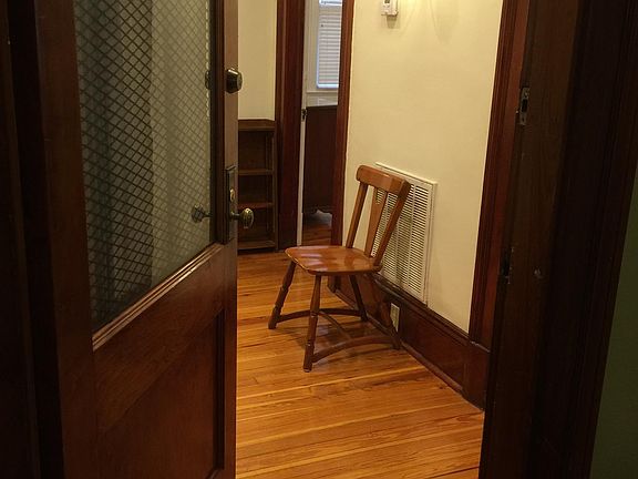 4th image of 4514 Prytania St APT 2
