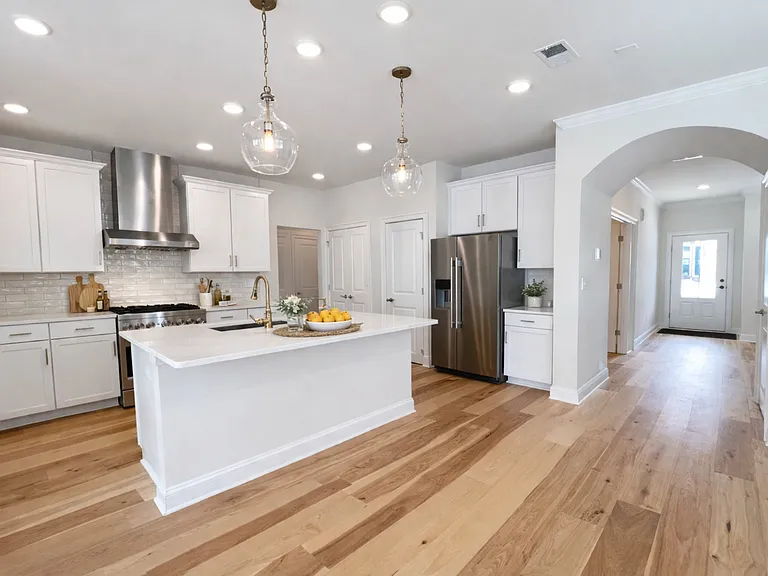 18 Whitaker Ln — Photo 12