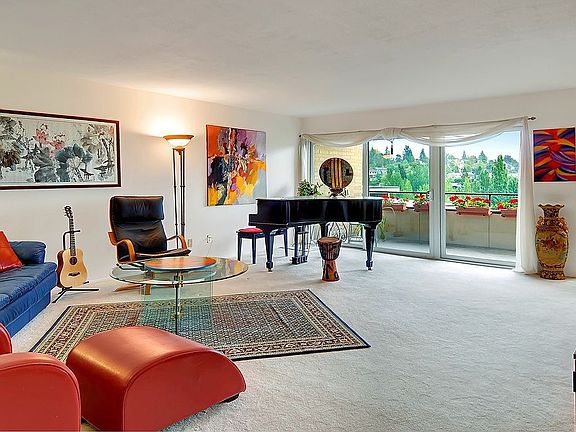 South-facing unit is perfect for relaxing and enjoying the view.