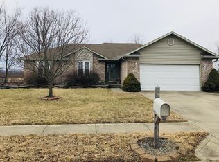 1214 Autumn Dr, Mooresville, IN