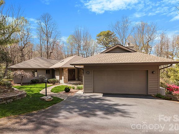 3rd image of 100 Elmridge Dr