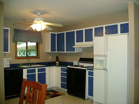 Spacious kitchen
