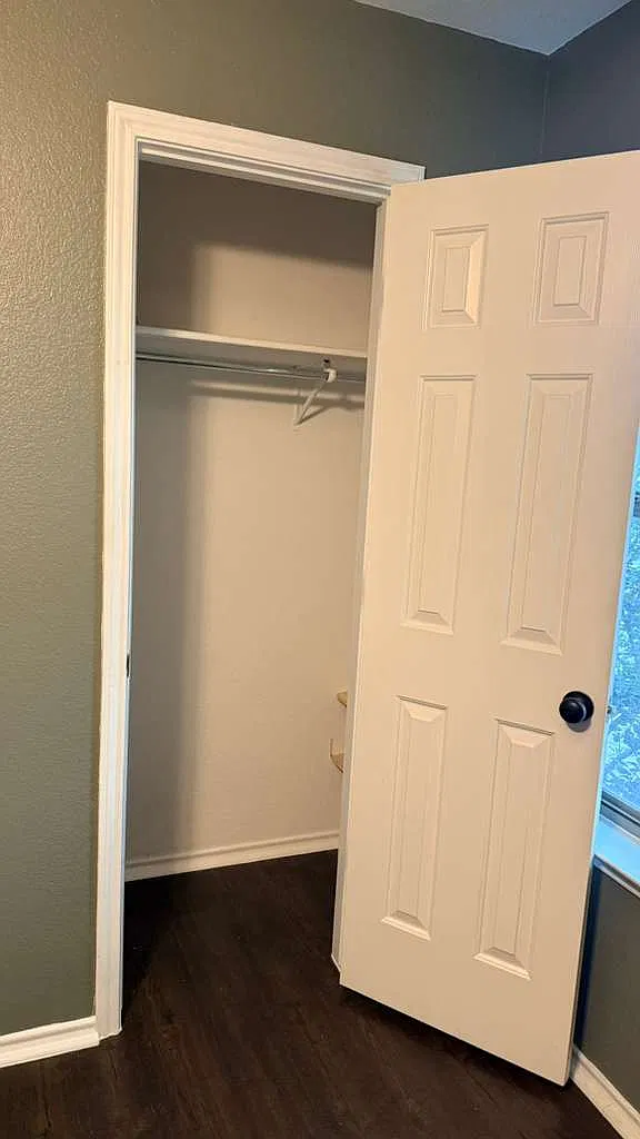 1 bed, $499 — Photo 4