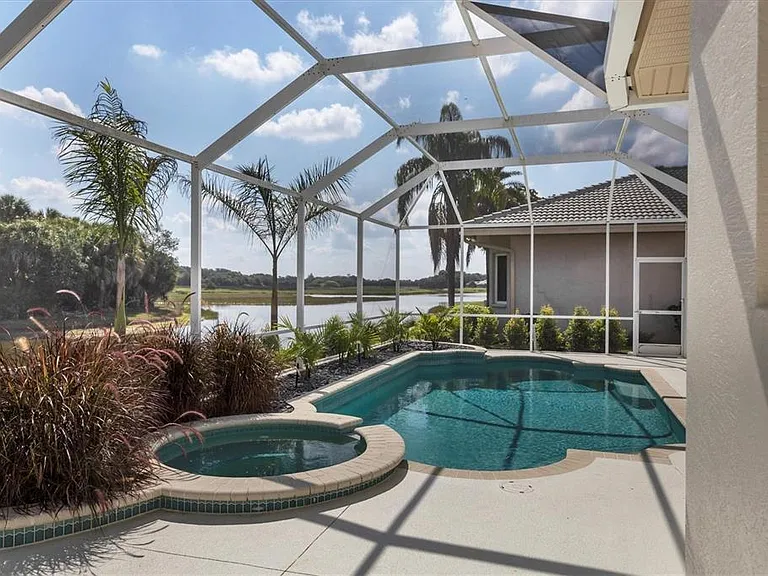8501 Park Shore Ln — Photo 34