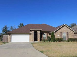 7890 N Windemere Dr, Beaumont, TX 77713