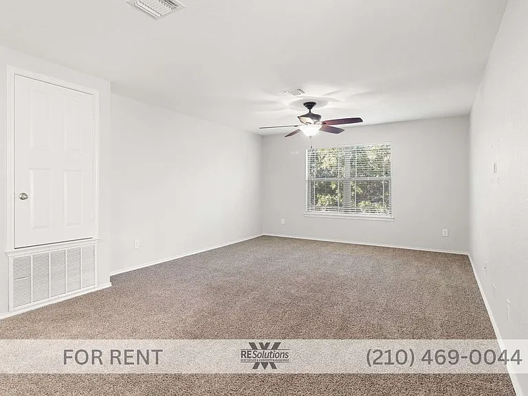 939 Spello Cir — Photo 8