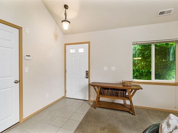 3rd image of 25220 104th Ave SE Unit 1