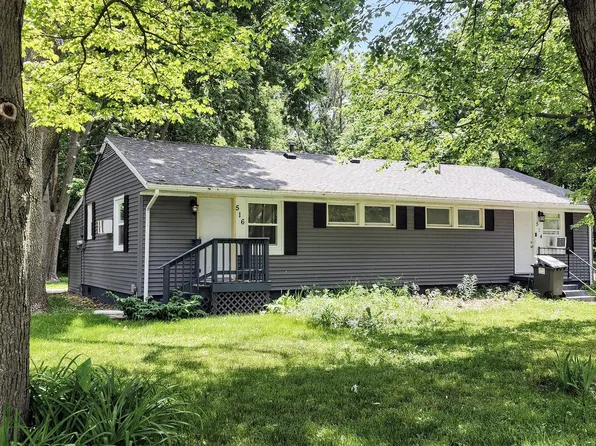 514 N Calhoun St, Tolono, IL 61880