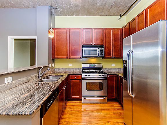 2nd image of 1001 W 15th St Unit 226