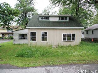 9372 Lakeshore View Rd, Chittenango, NY 13030