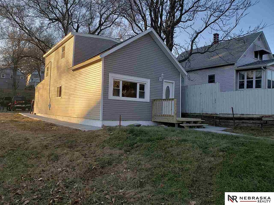 1st image of 4518 S 21st St