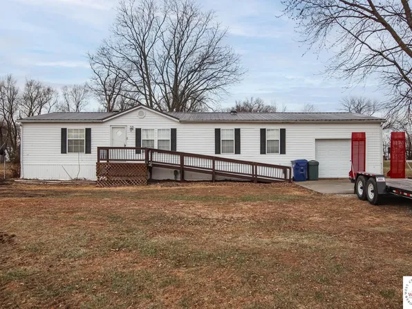 704 Highway H, Hughesville, MO 65334