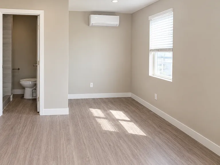 Eugene Eddy | Newly Renovated Apartment Homes — Photo 12