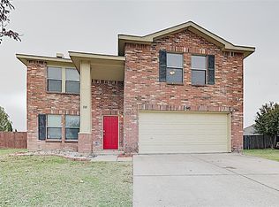 545 Nuffield Ln, Crowley, TX 76036