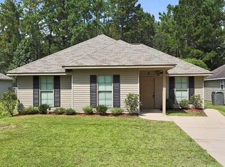 713 Chevreuil St, Mandeville, LA 70448