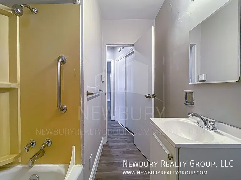 1331 Washington Blvd #6 — Photo 17