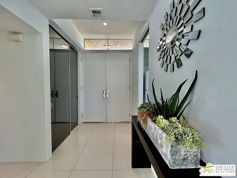 16 Lakeview Cir — Photo 36