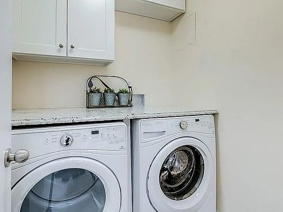 5th image of 1721 S Hayes St APT A
