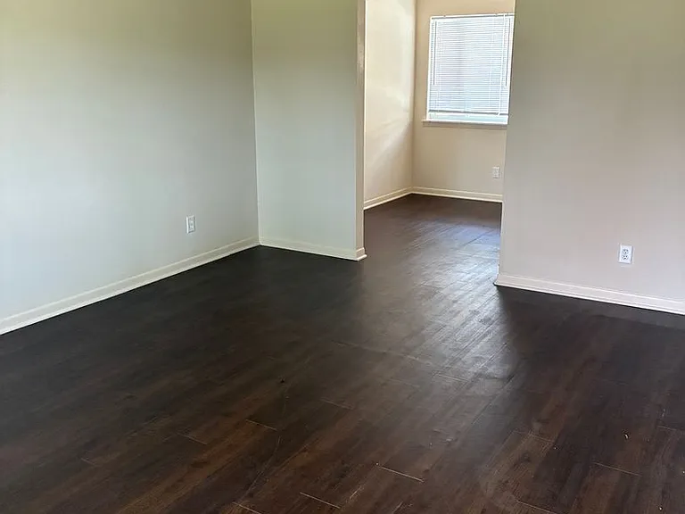2359 Champion Ct — Photo 2