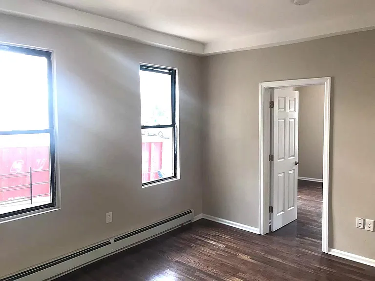 1324 Clinton Ave #8 — Photo 4