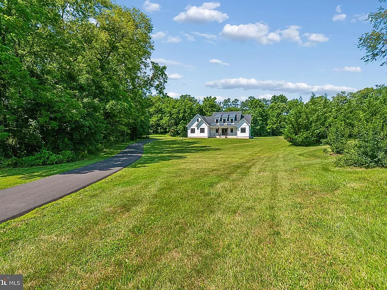 240 Lewis Williams Ln — Photo 45