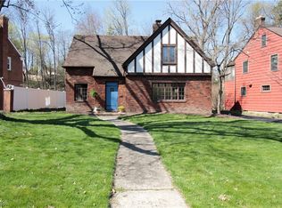 3704 Meadowbrook Blvd, University Heights, OH
