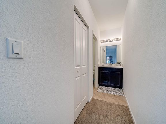 5th image of 3511 NW 29th Ct