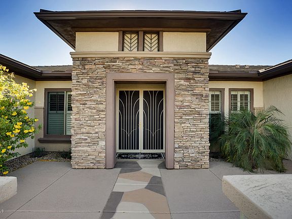 3rd image of 20927 N Barberry Ln