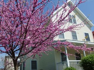 39 Waterbury St APT 1, Saratoga Springs, NY 12866