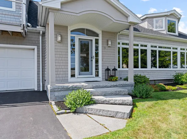 9 Loveitts Field Road, South Portland, ME 04106