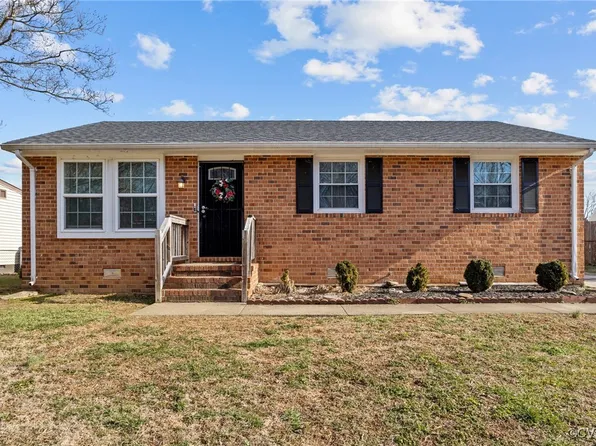 1404 Green Pasture Rd, Sandston, VA 23150