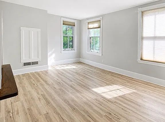 3rd image of 1203 Delaware Ave APT 3
