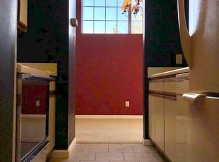 262 Carriage Crossing Ln, Middletown, CT 06457