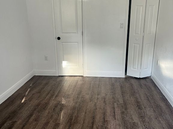 5th image of 1460 NW 41st St #0