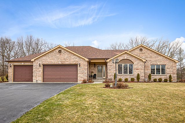 1st image of 40658 N Gridley Dr