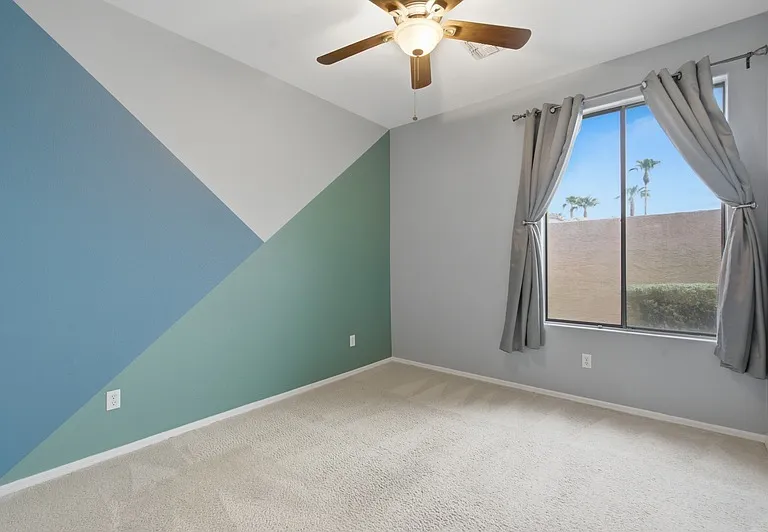 851 S Fern Ct — Photo 15
