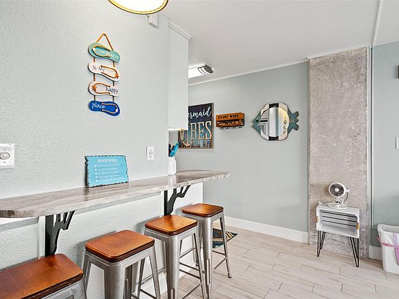 5th image of 415 E Beach Dr APT 801