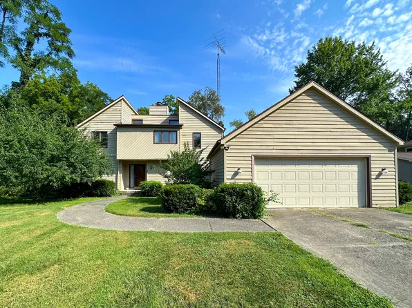 7235 S Kingswood St, Terre Haute, IN 47802