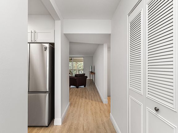 4th image of 6650 S Oriole Boulevard #4080