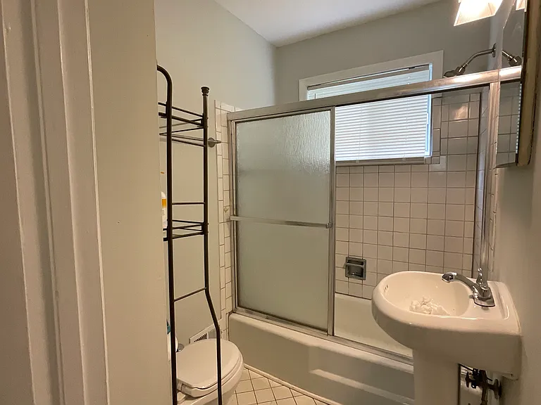 345 Norcross St — Photo 4